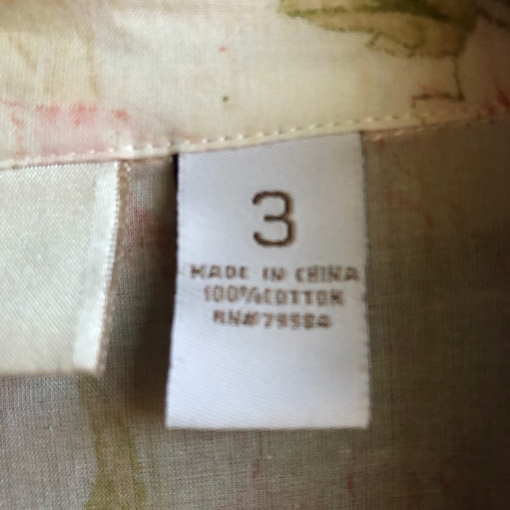 Chico’s Size 3 Misses 16/18 Floral Blouse - Picture 3 of 6